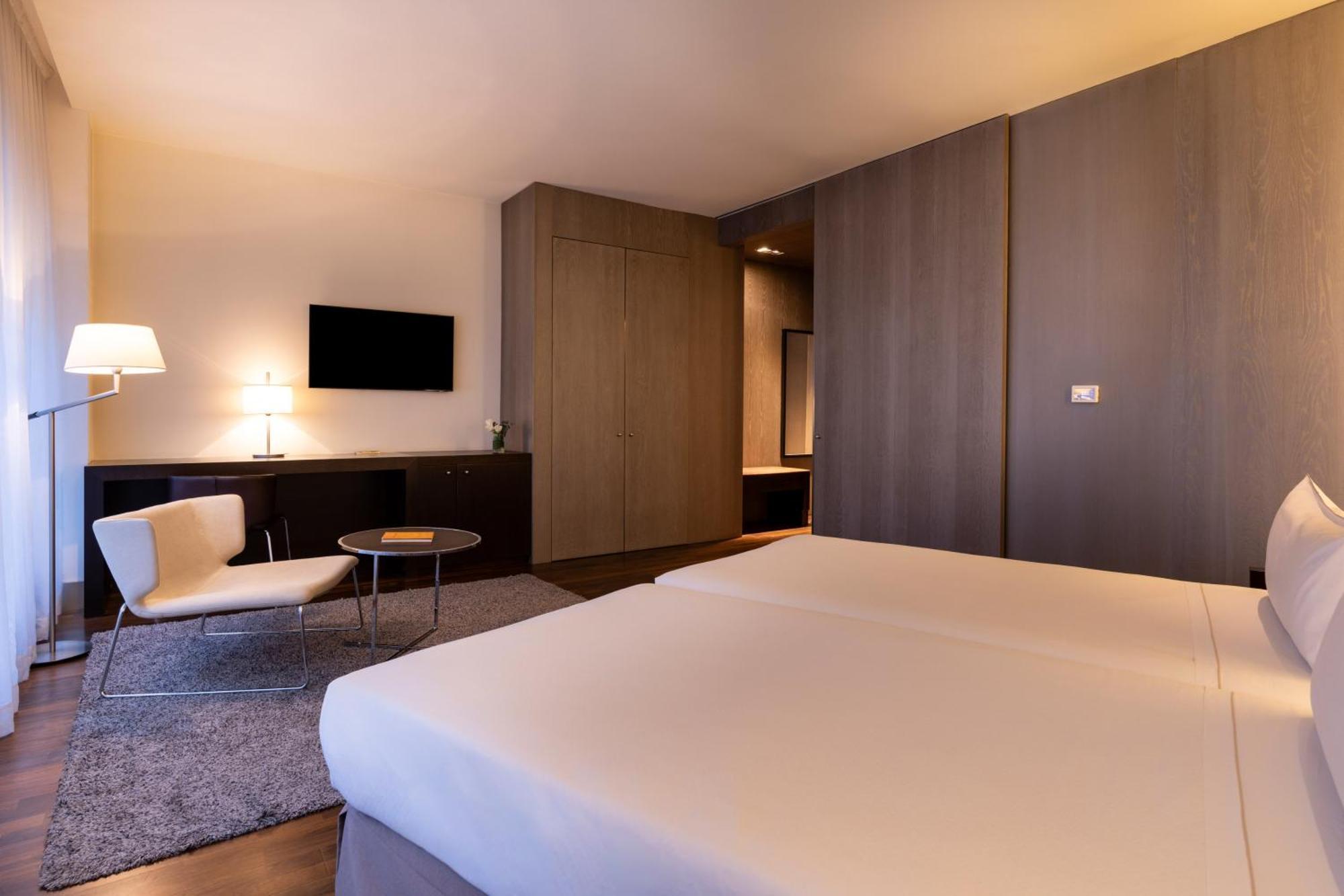 Parador De Alcalá de Henares Zewnętrze zdjęcie